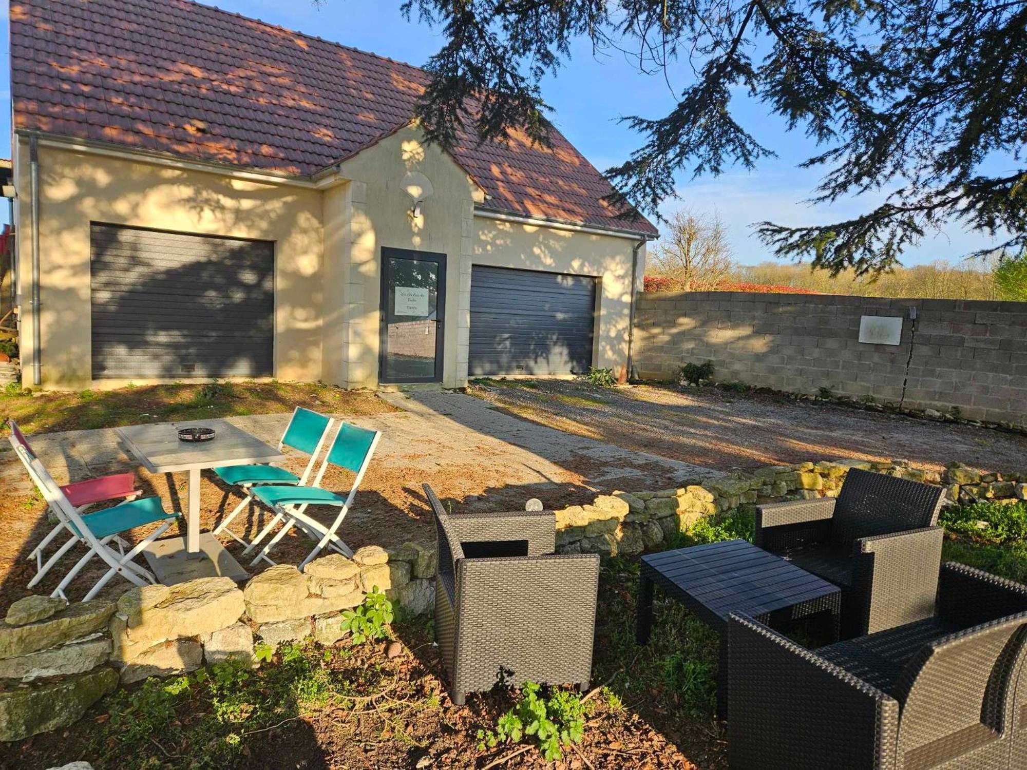 Studios Du Cedre Cuvilly Exteriör bild